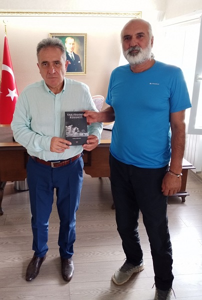 Prof. Dr. Mehmet ÖZHANLI, Kaymakamımız Haluk ŞİMŞEK’İ Makamında Ziyaret Etti