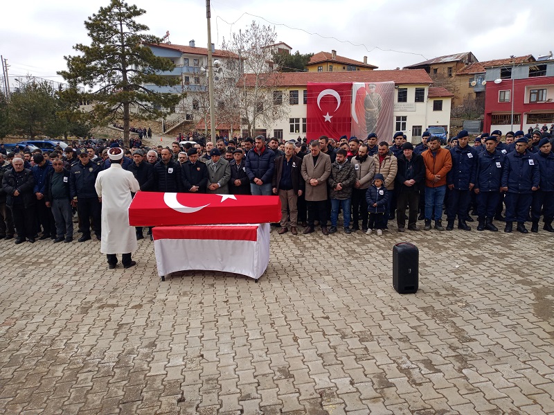 Uzman Çavuş Emre KULA Son Yolculuğuna Uğurlandı